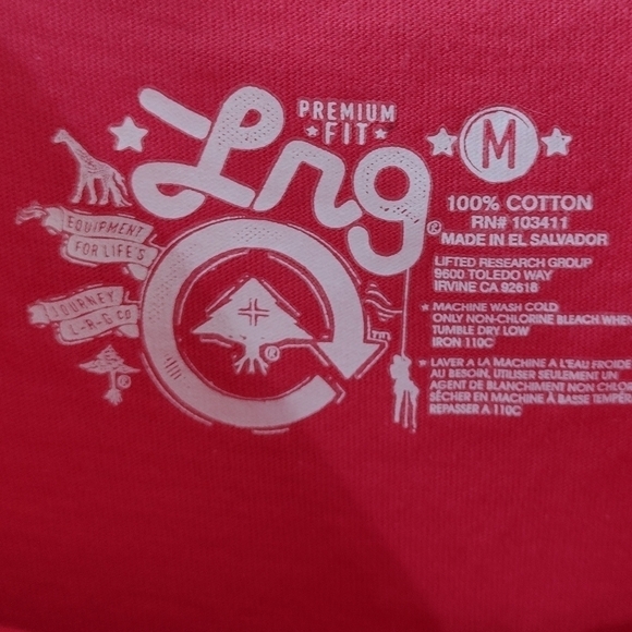 LRG tshirt size (M) - Picture 6 of 8